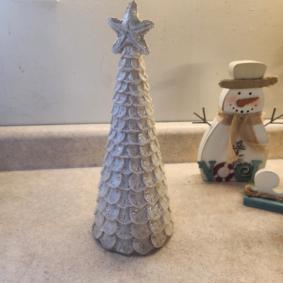 11 Pc Coastal Christmas Home Accent Set - Blue and White - Picture 11 of 16